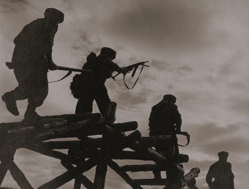 13 września 2021 – Wystawa statyczna Za nimi byli inni.. 80 rocznica pierwszego zrzutu „Cichociemnych” spadochroniarzy Armii Krajowej do okupowanej Polski (15/16.02.1941 r.)