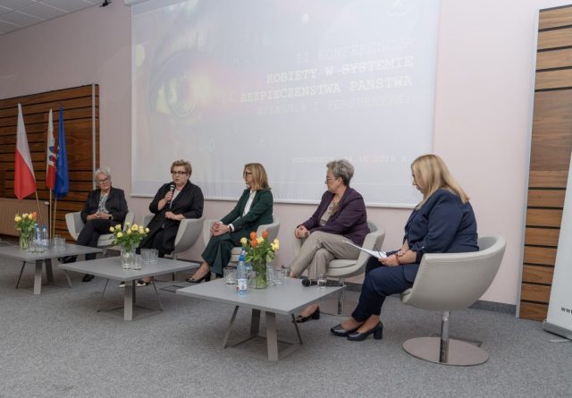 24.10.2025 Bydgoszcz. II Kongres. Kobiety w Systemie Bezpieczeństwa. 8 Kujawsko Pomorska Brygada Obrony Terytorialnej . Bydgoskie Centrum Targowo-Wystawiennicze. Fot. DWOT